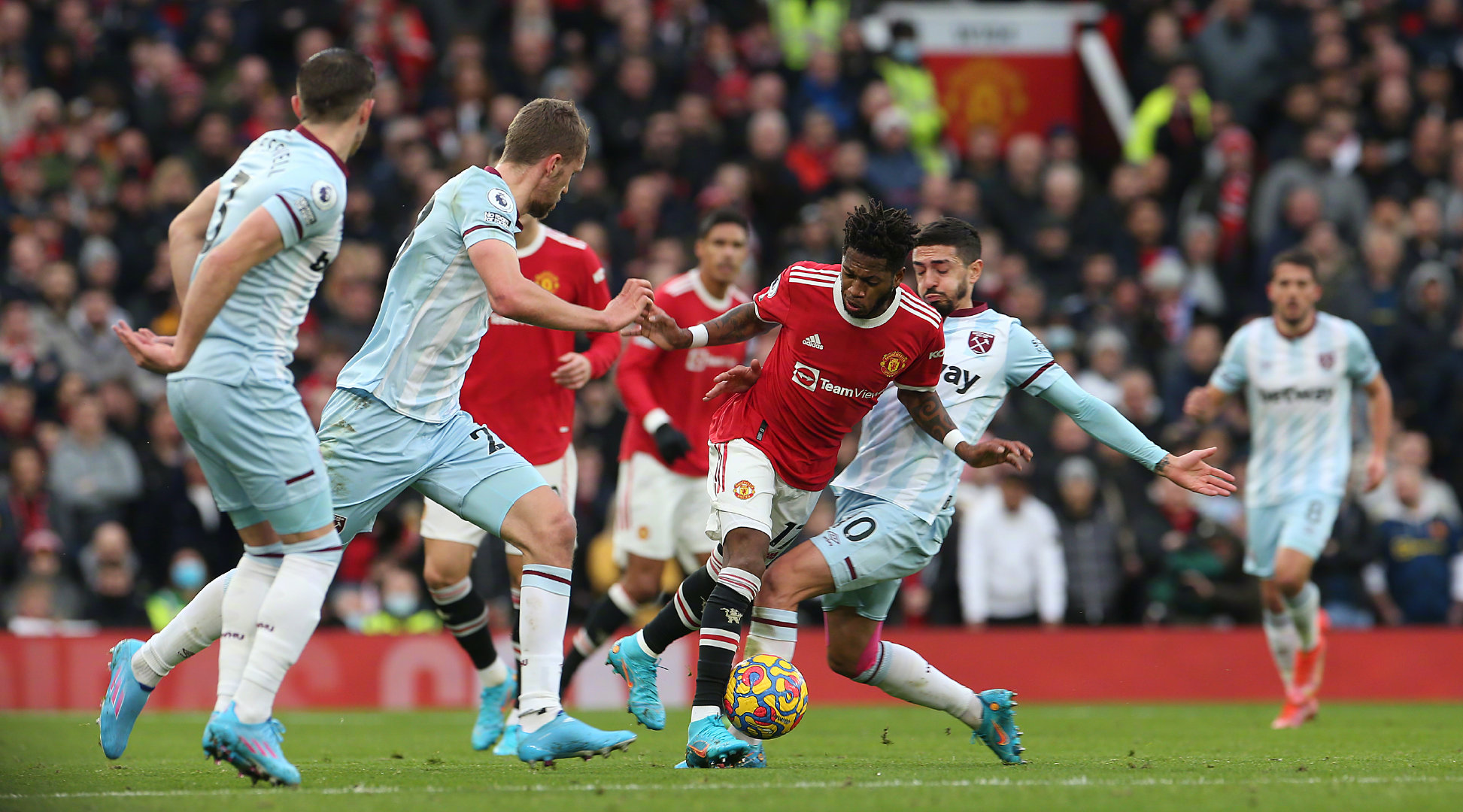 他通过多个 他通过多个